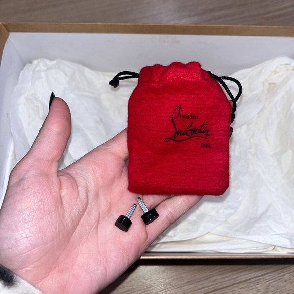 Christian Louboutin black heels - Picture 5 of 6